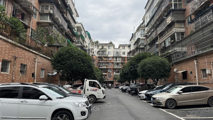 柳南五路138号院外景图