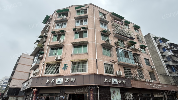 宝光大道中段73号外景图