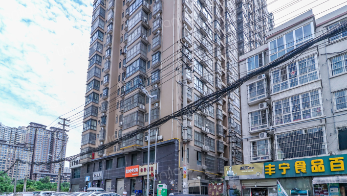 永新苑A座小区外景图