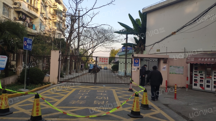 景浦公寓外景图