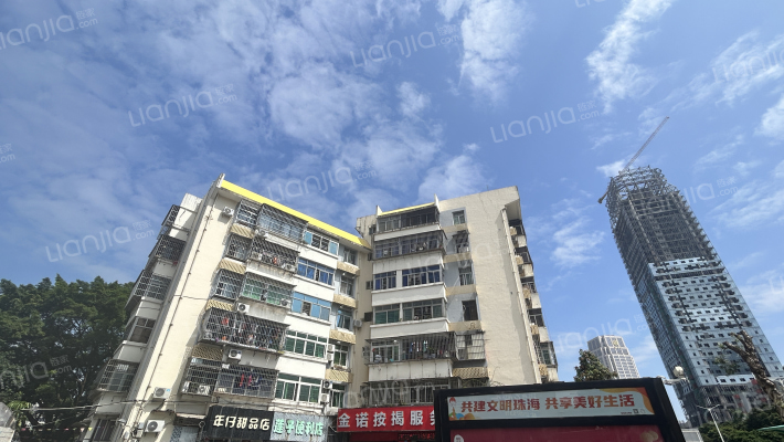 啤酒厂宿舍外景图