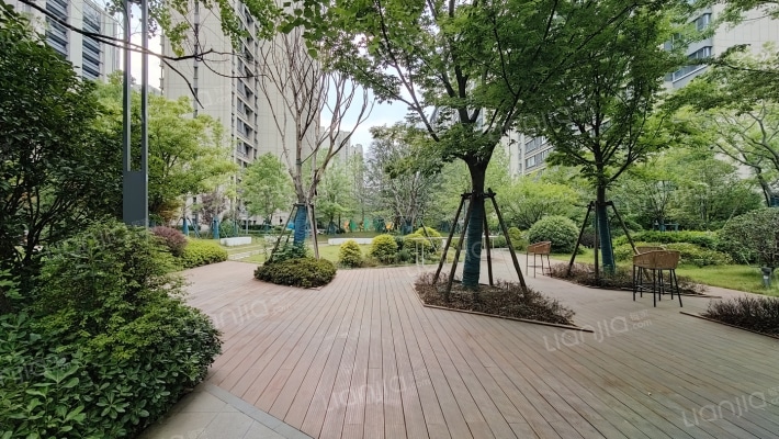 山和宸园外景图