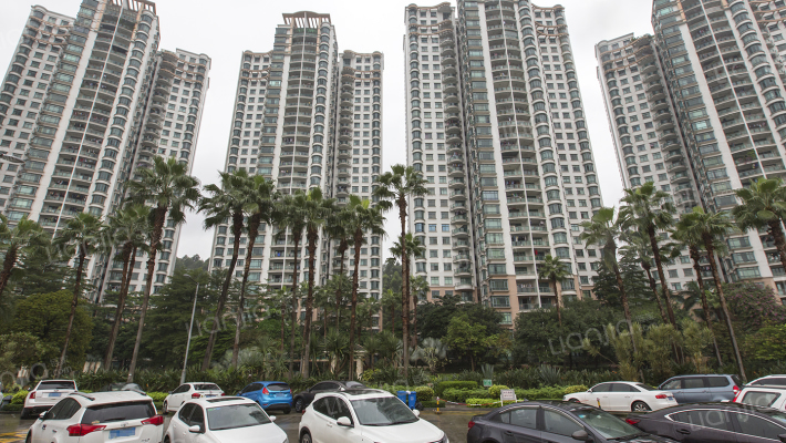 祈福新村倚云居外景图