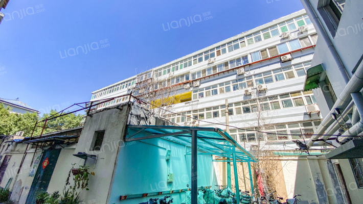 纬六路66号外景图