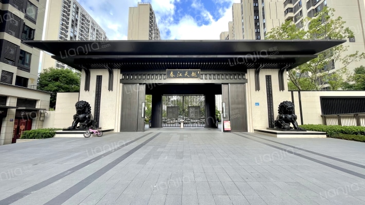 龙湖盛天春江天越外景图