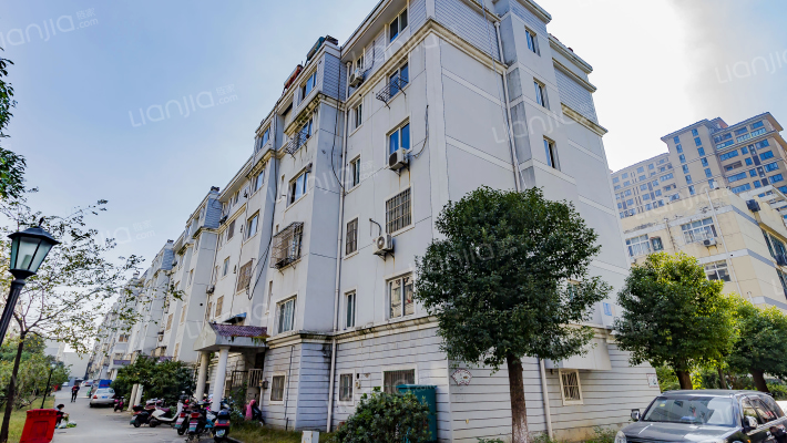 玉兰小区外景图