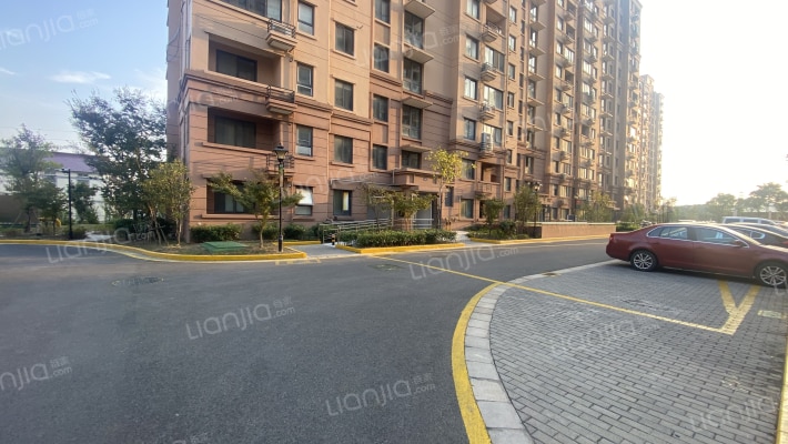 润泰花园外景图