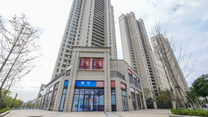 红星九湾天铂外景图