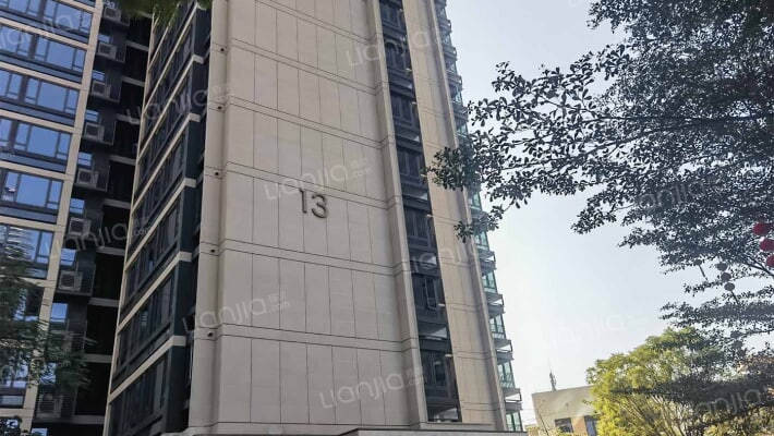 松湖润府外景图