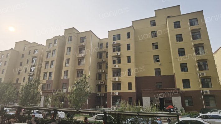 天鸿红星里外景图