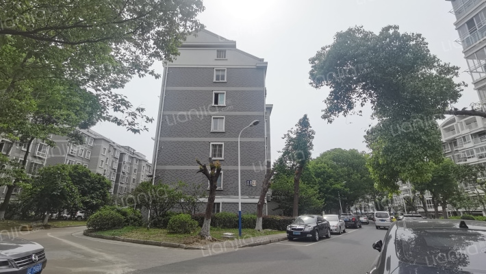 百桥花园外景图