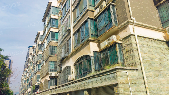 东方水岸外景图