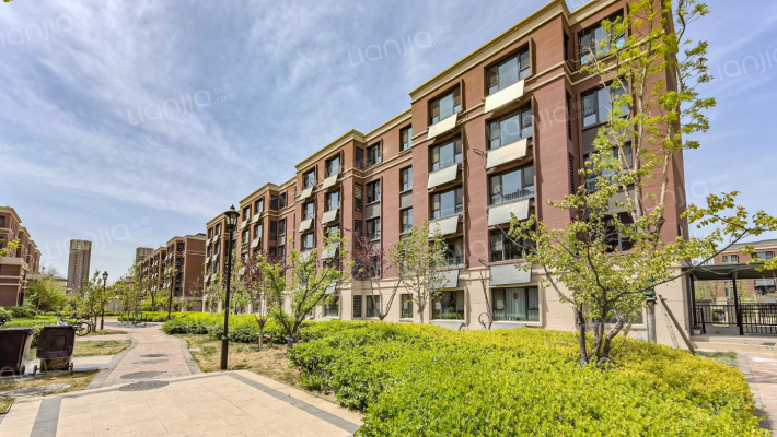 新城·湖畔风华外景图