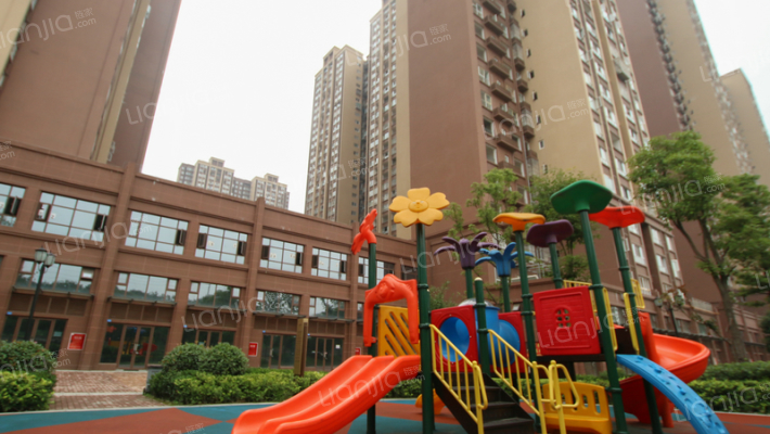 合能珍宝琥珀外景图