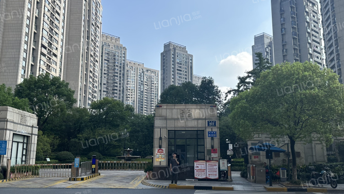 寰宇天下D区外景图