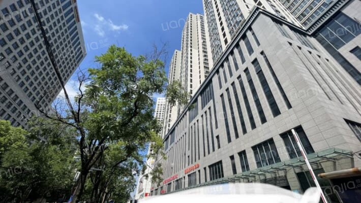 富世广场外景图