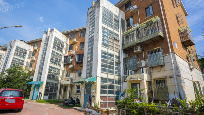 万科新城铃兰苑外景图