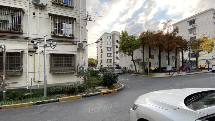 真建七街坊外景图