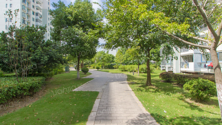 蓝色收获龙宇路999弄外景图