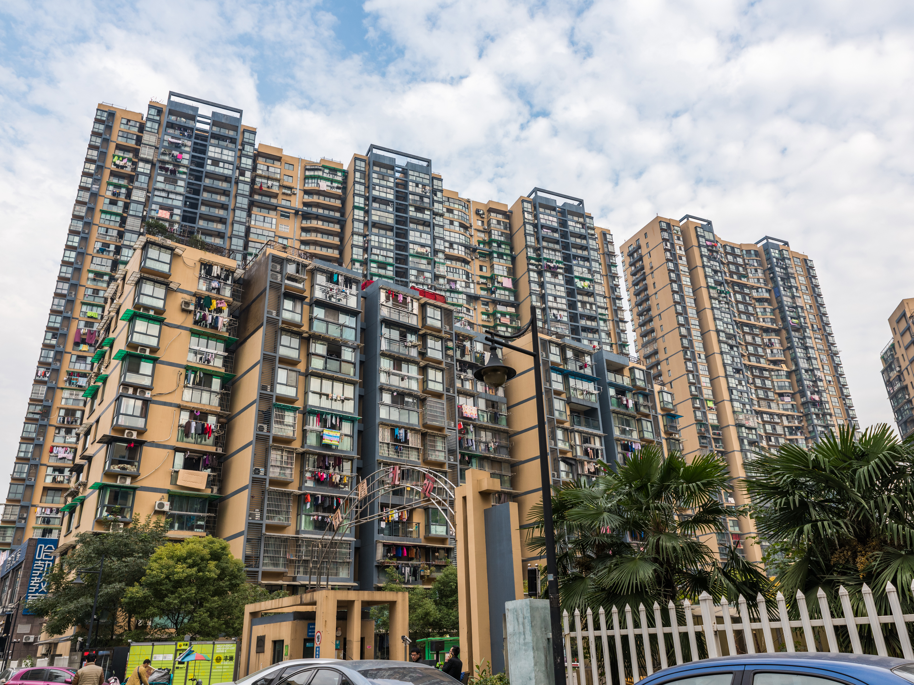 Fenghuang Beiyuan compound photo 16
