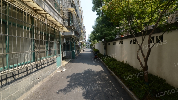 北庙北弄外景图