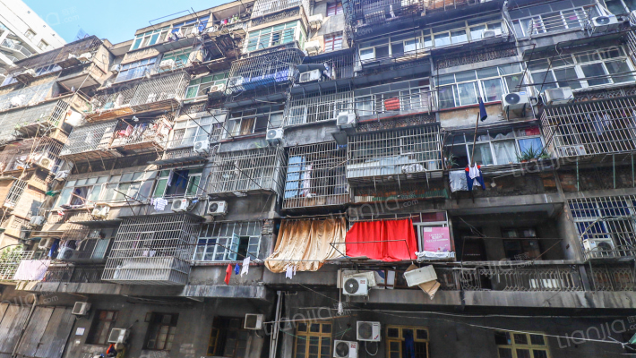 西上渝亭街外景图