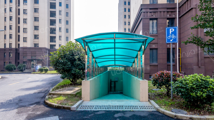 楼下佳苑外景图