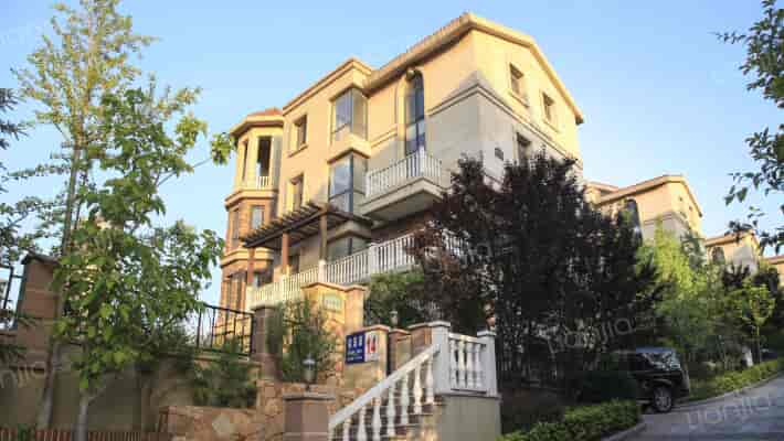 万隆托斯卡纳外景图