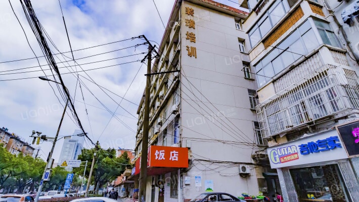 六安路小学宿舍外景图