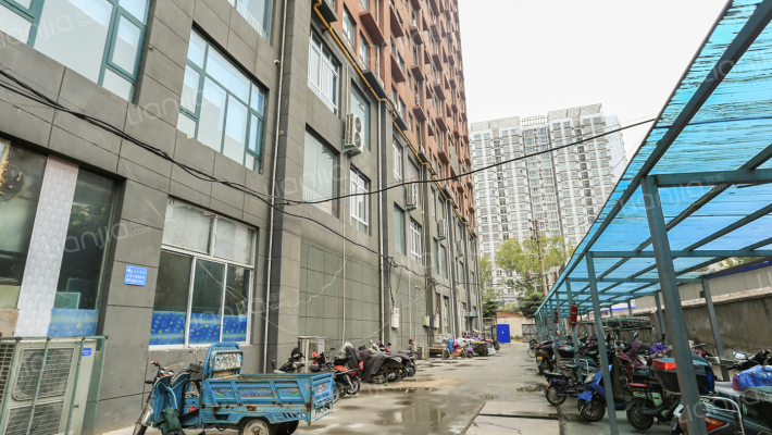 卧龙公馆外景图