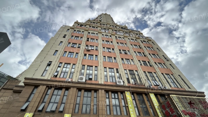 望湖大厦外景图