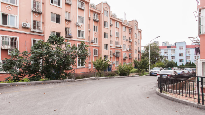 南公司小区南区外景图