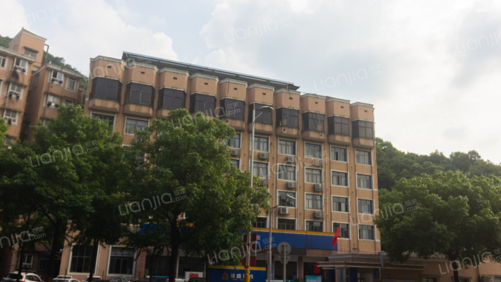 道路运政宿舍外景图