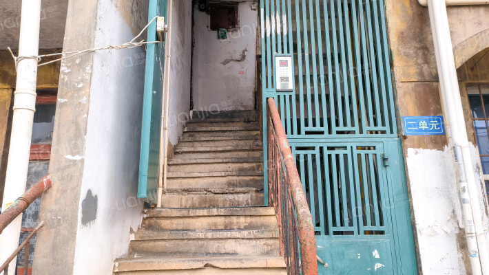 健康路23号外景图