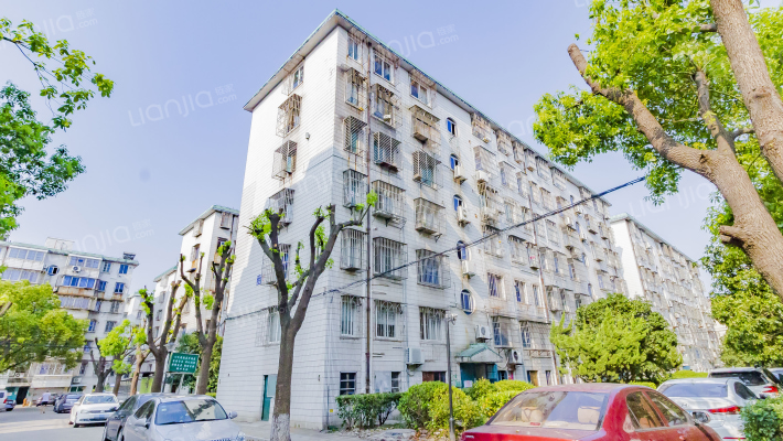 奥力孚公寓外景图