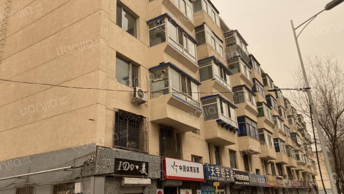 三粮库小区外景图