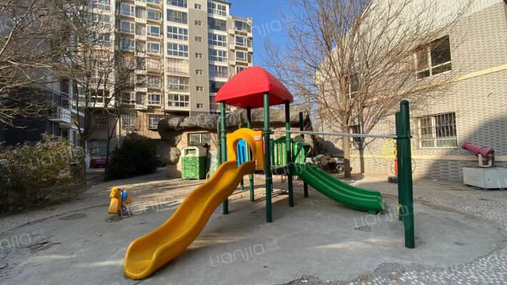 金品家园外景图