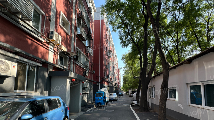 机械学校家属院外景图