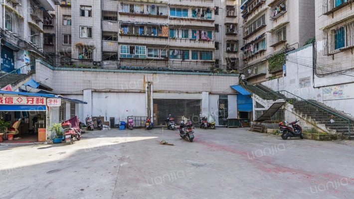 百佳商住楼外景图