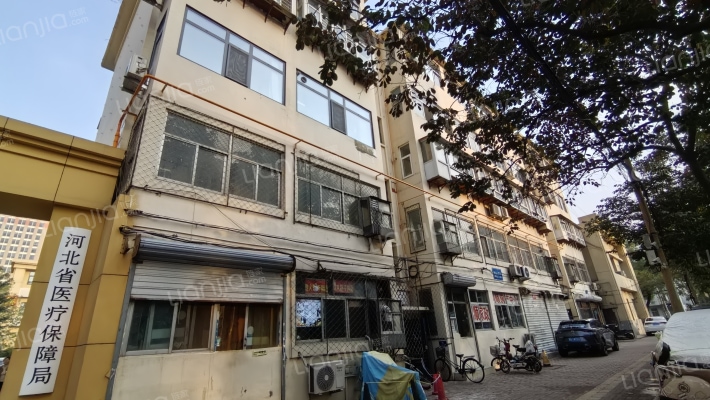 康乐街财政厅外景图