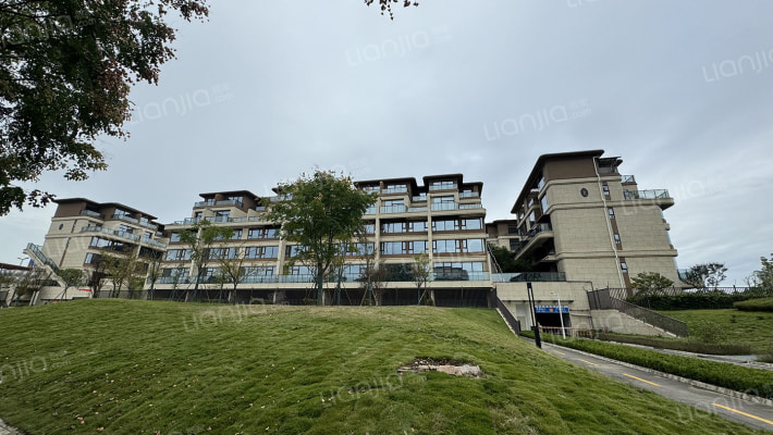 翡翠别院外景图