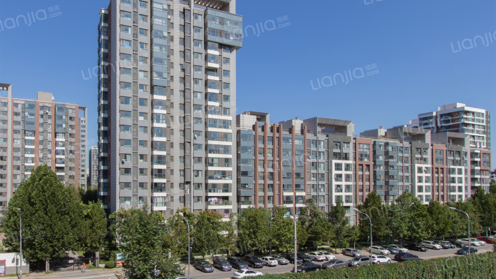 爱这城一期外景图