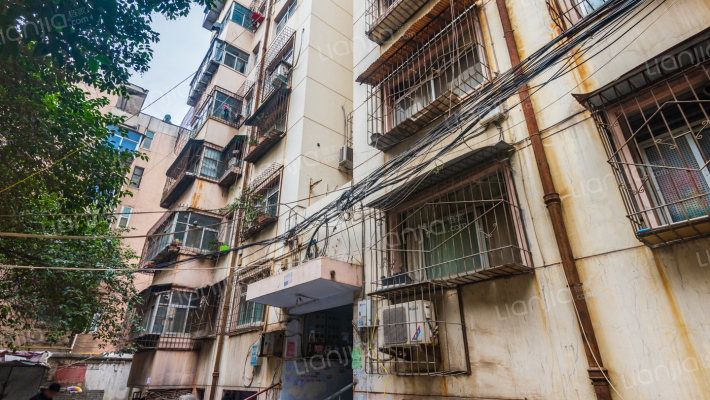 卫生路4号院外景图