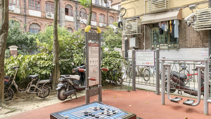 长春公寓外景图