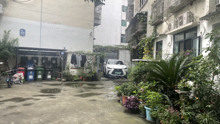 老东城根街15号院外景图