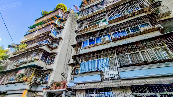 枇杷山巷外景图