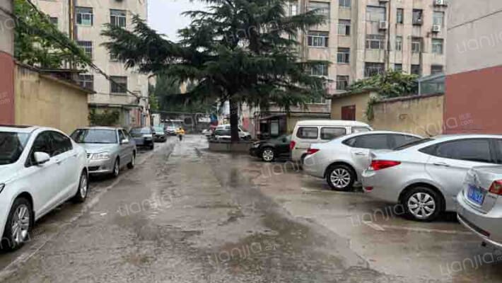 西秀苑居民一区外景图