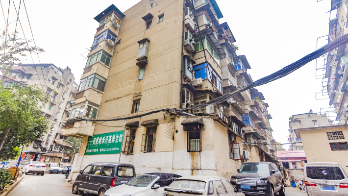 荣泰小区外景图