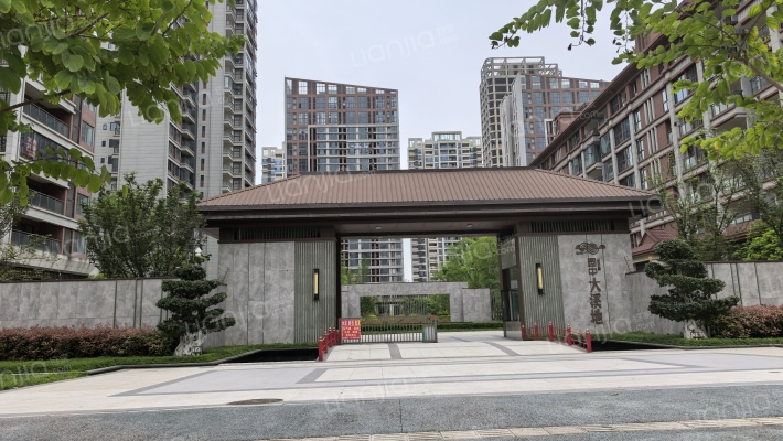 圆中大溪地外景图