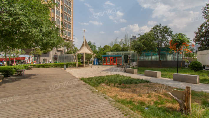 伟业芝华室外景图